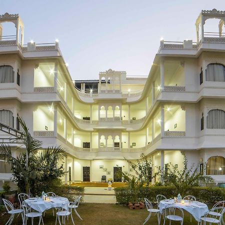 Sai Palace Hotel Udaipur Ngoại thất bức ảnh