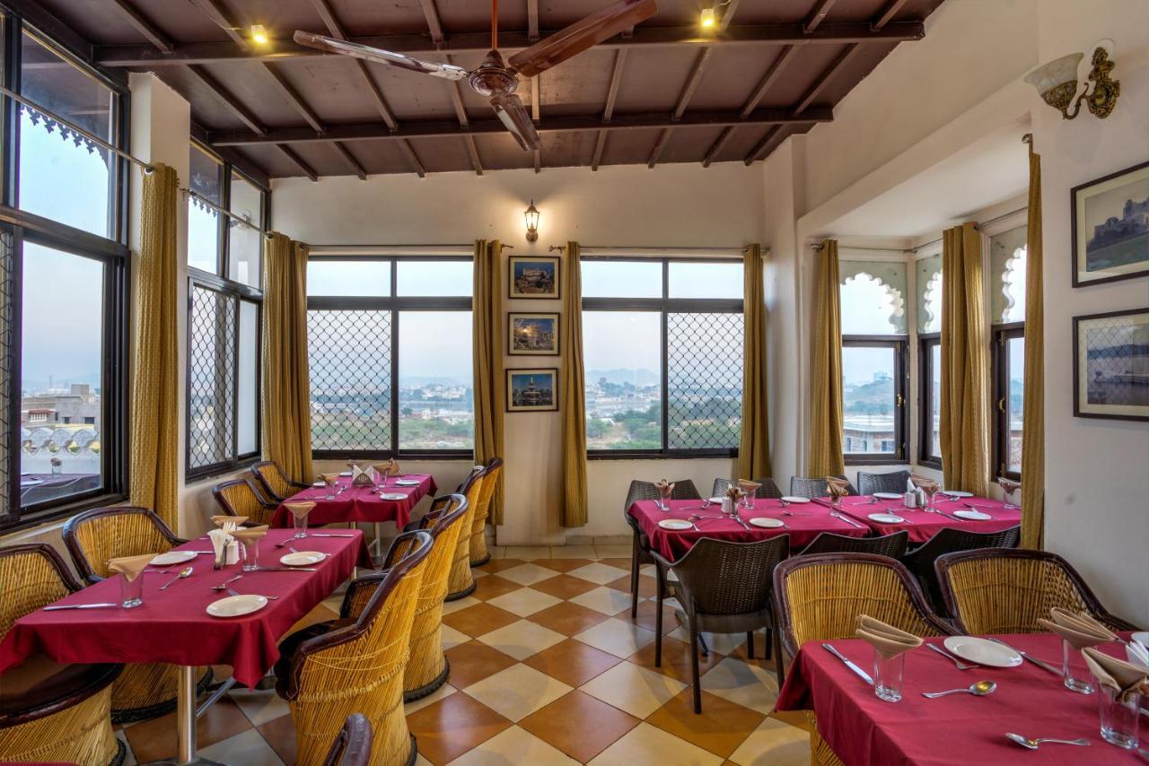 Sai Palace Hotel Udaipur Ngoại thất bức ảnh
