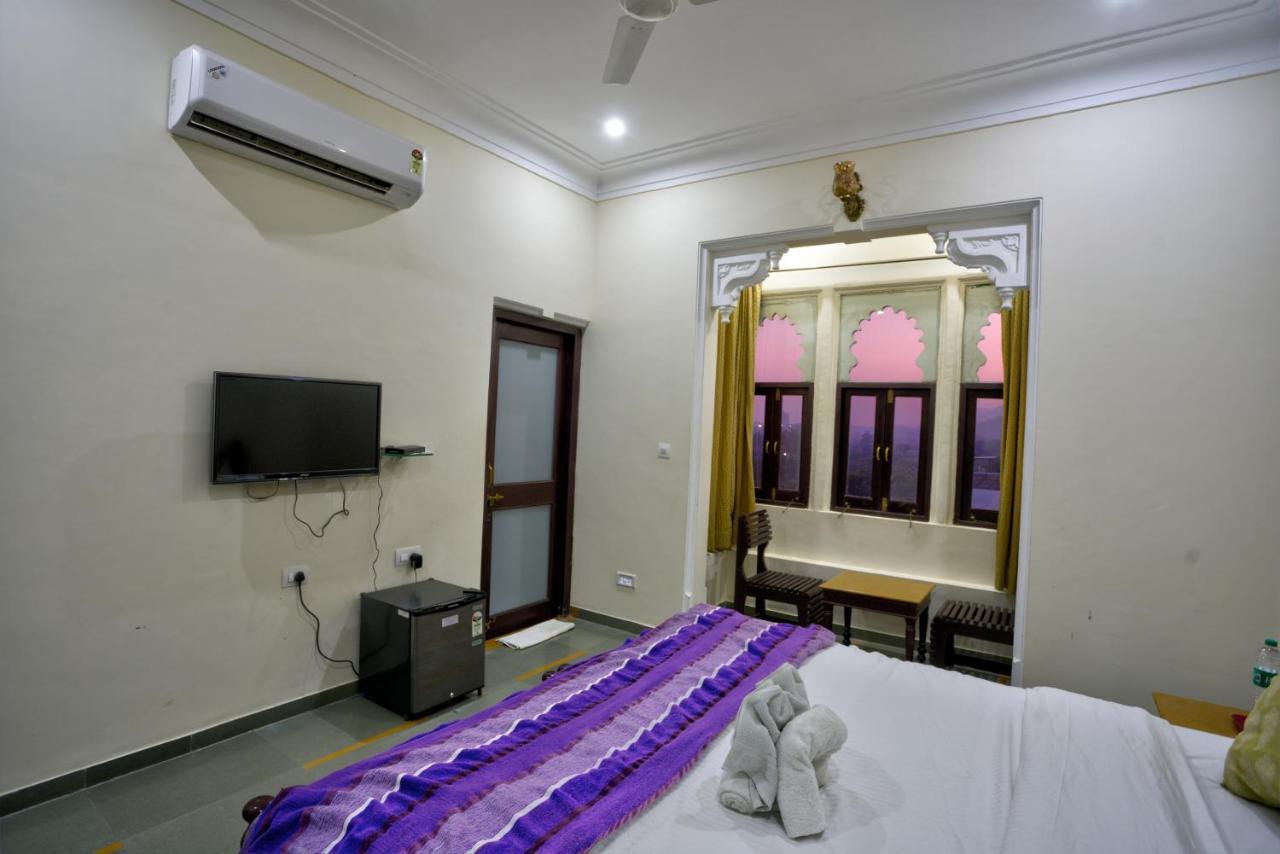 Sai Palace Hotel Udaipur Ngoại thất bức ảnh