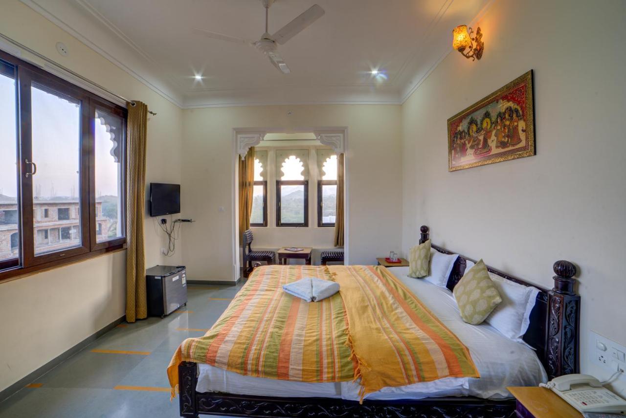 Sai Palace Hotel Udaipur Ngoại thất bức ảnh