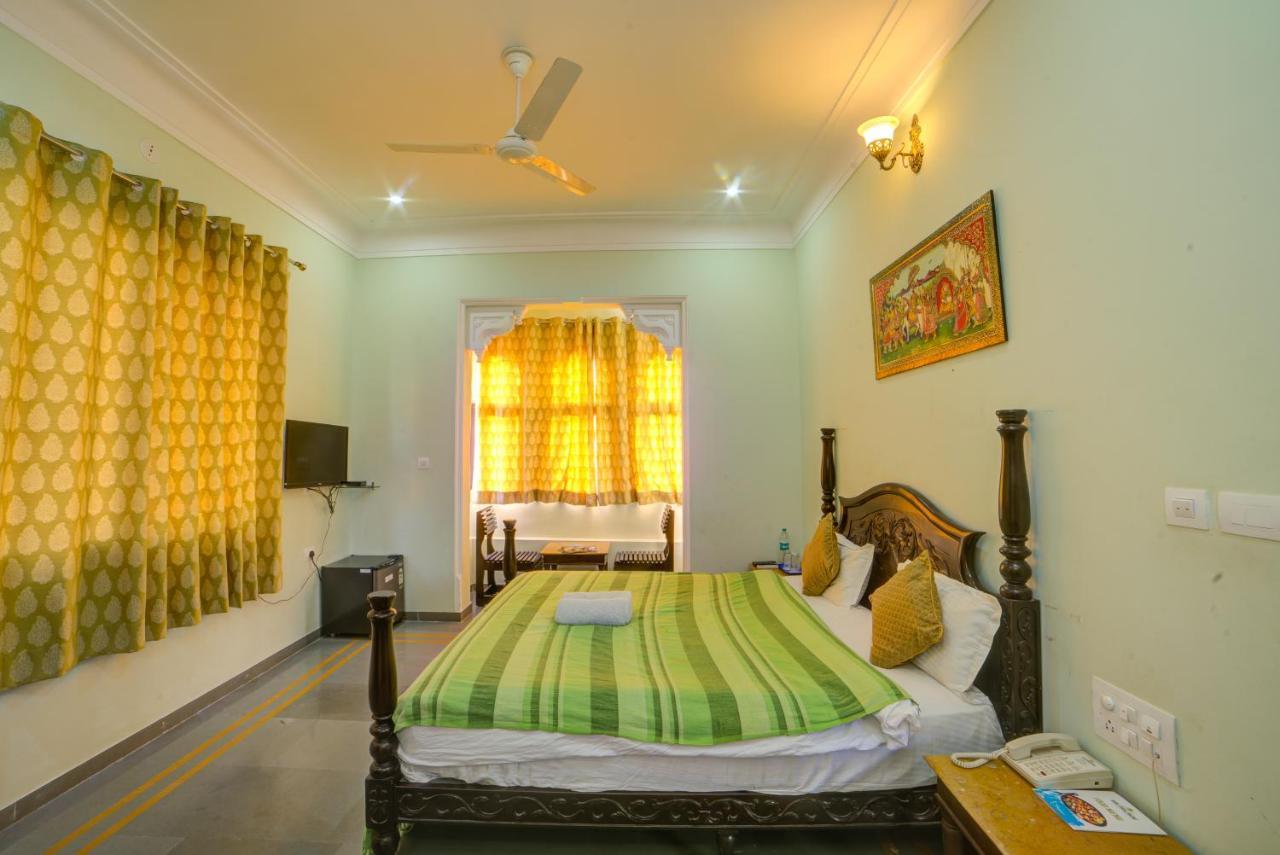 Sai Palace Hotel Udaipur Ngoại thất bức ảnh